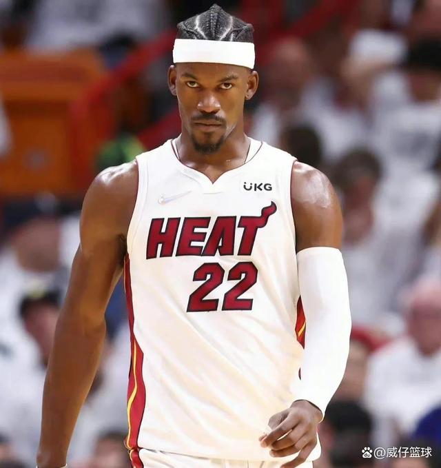 包含国际比赛日体能课后；迈阿密热火队长鼓劲备战足总杯；气氛紧张；身体对抗强度拉满的词条